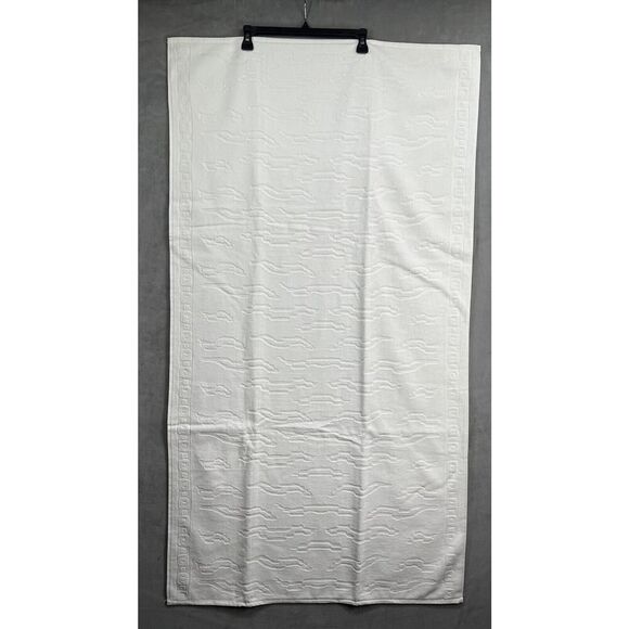 New Anthropologie Roseto Velour Towel Set of 2 Ivory - Picture 4 of 7